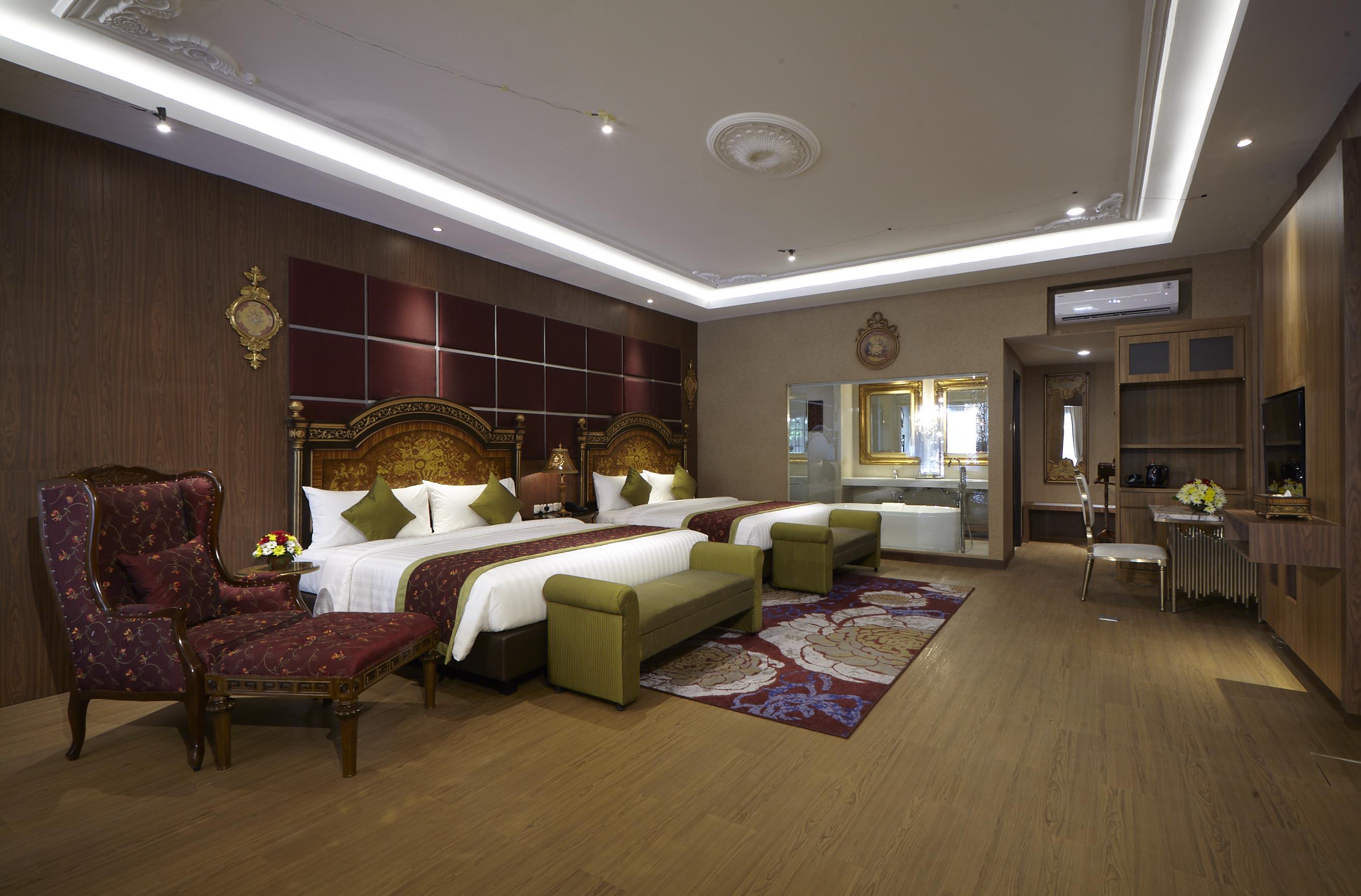 Ramada Suites By Wyndham Solo Kültér fotó