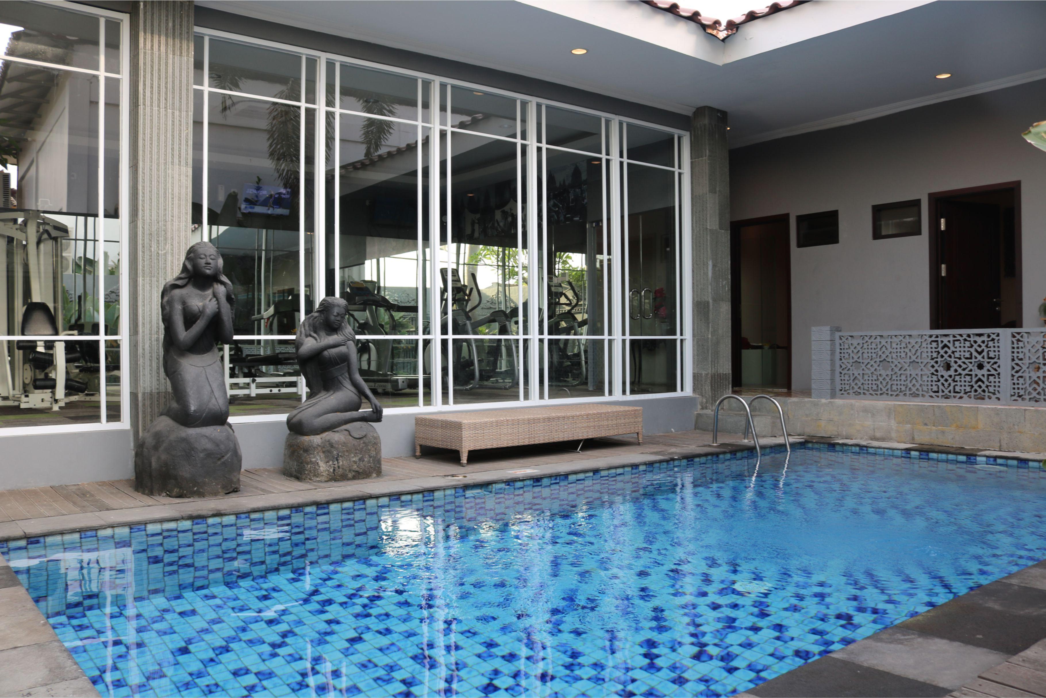 Ramada Suites By Wyndham Solo Kültér fotó