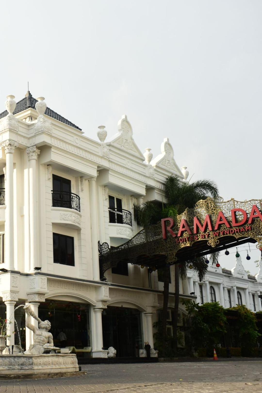 Ramada Suites By Wyndham Solo Kültér fotó